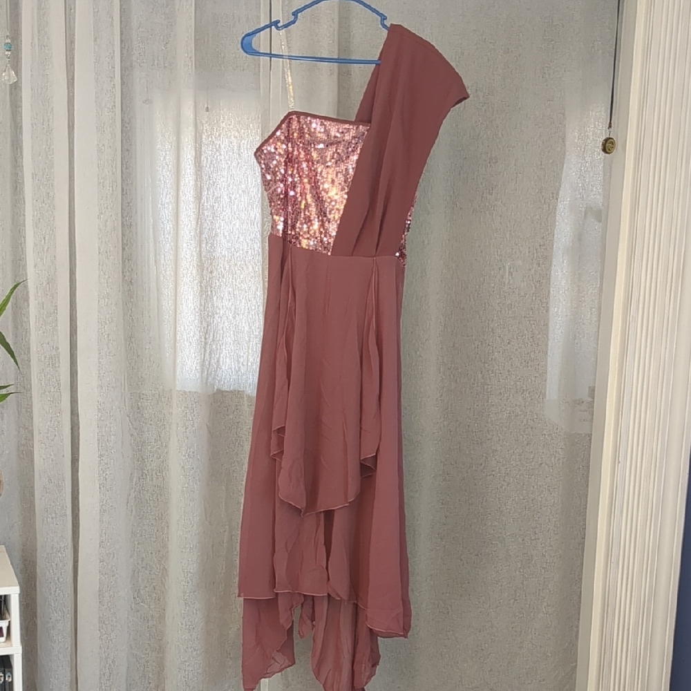 Elegant Mauve One-Shoulder Dress